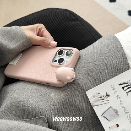 小众少女粉色可爱趴趴小猪立体公仔适用iphone17ProMax苹果16手机壳14皮质15女13