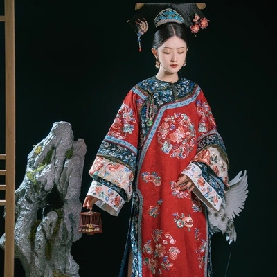 清代复古国风汉服重工刺绣清朝格格服宫廷风晚清汉服贵妃氅衣