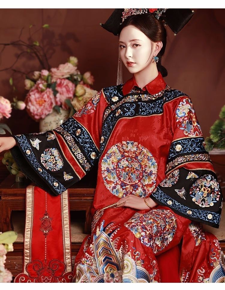 清朝新款皇太服皇吉清代宫廷故宫写真印花中国古装氅衣旗装连衣裙
