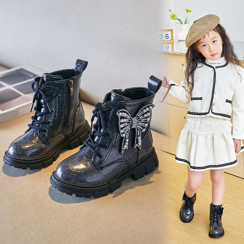 儿童马丁靴女款2024春秋新款女童靴子亮面跳舞鞋子女宝公主短靴潮