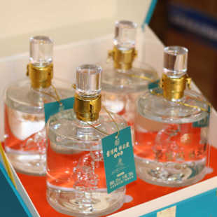 景阳冈祥云虎酒礼盒装750ml*4瓶浓香型52度纯粮酒献礼版