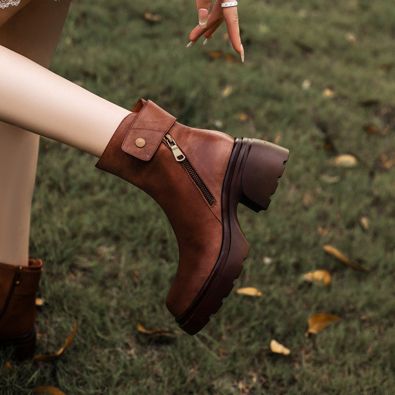 法式复古风粗跟擦色马丁靴女2024新款秋冬棕色机车靴厚底圆头短靴