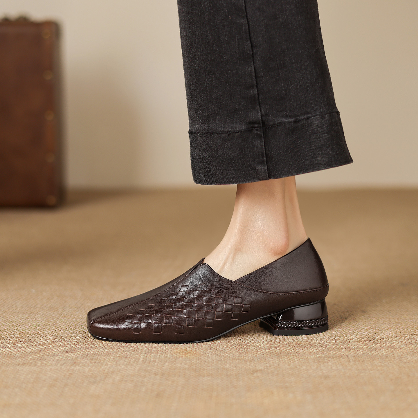 3cm低跟方头英伦风小皮鞋女