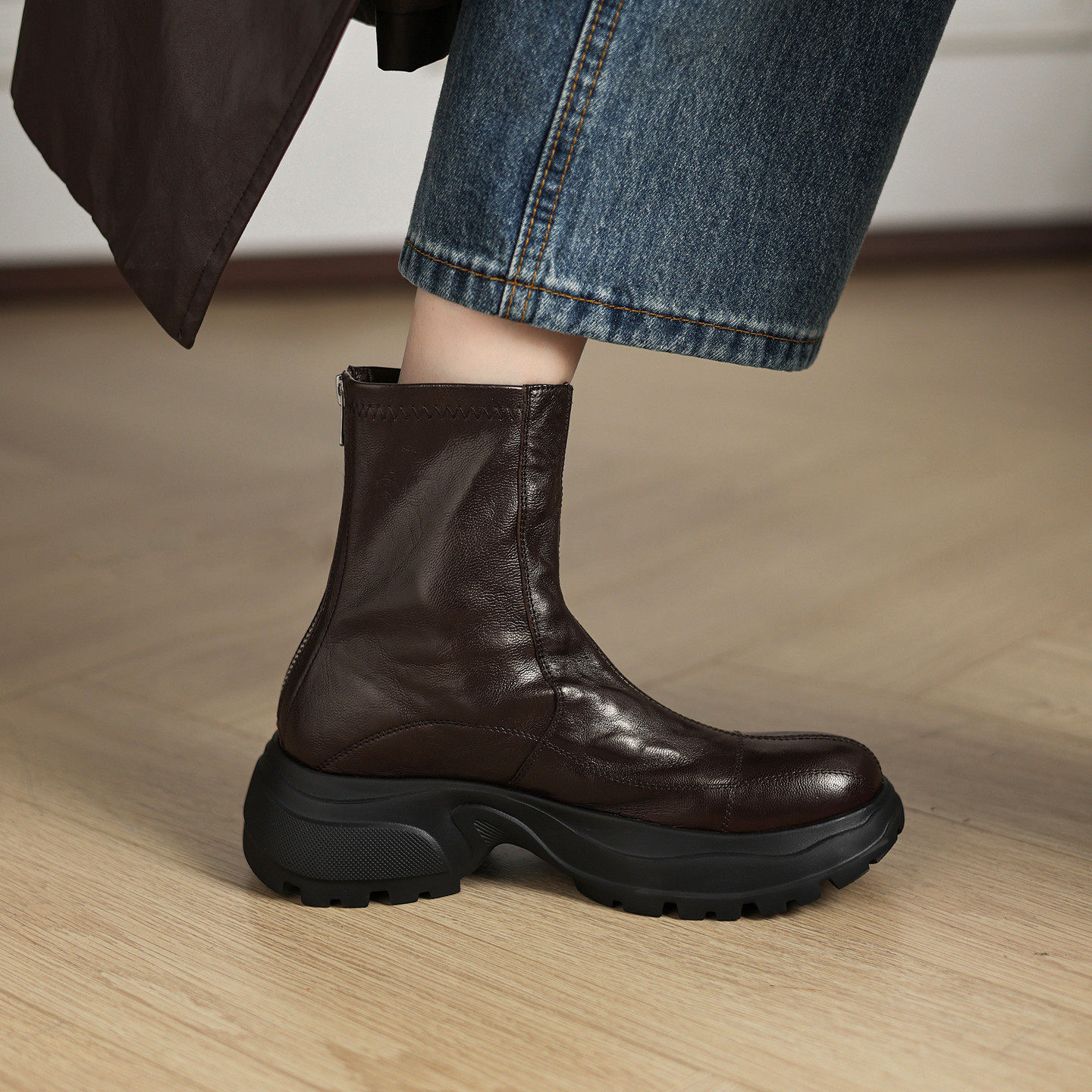 5.5cm圆头厚底真皮马丁靴女小个子增高弹力瘦瘦靴后拉链拼接短靴,女鞋,弹力靴/袜靴,淘宝优惠券,粉丝福利购,淘宝优惠卷