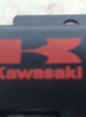 日本KPM川崎Kawasaki电磁换向阀DE10P-20-210-WA200AL