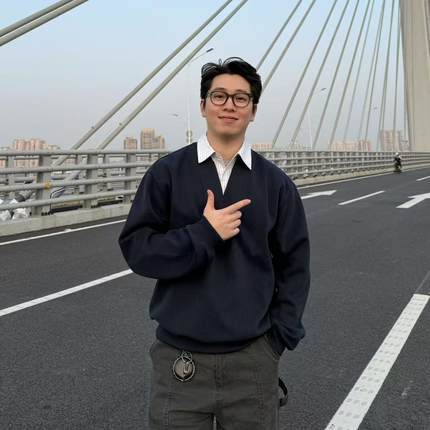 22TREE复古美式小众设计双层领撞色假两件长袖个性高质感极简卫衣