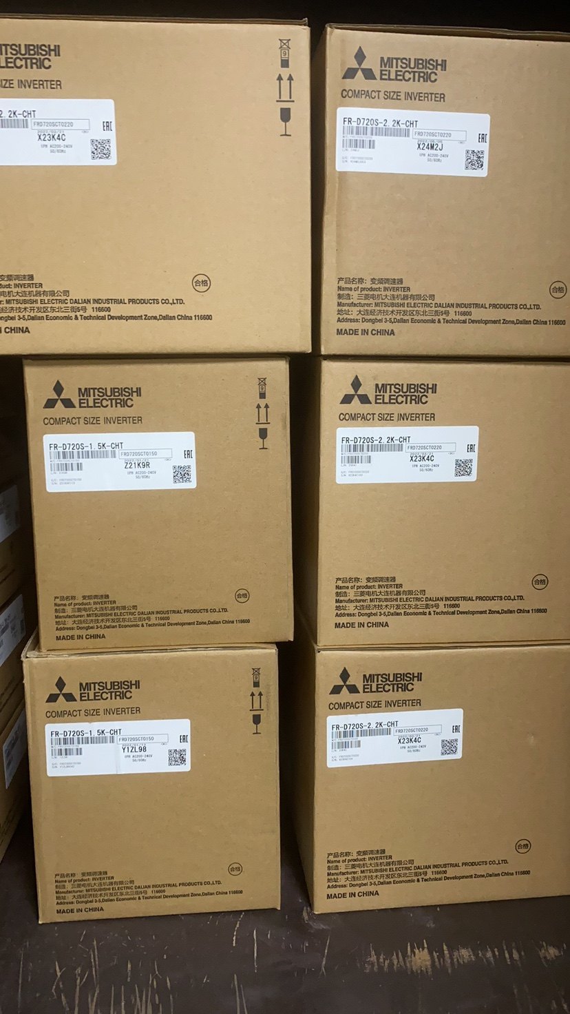 FR-CS82S-025-60 042-070-100三菱变频器原装全新代替FR-D720S系