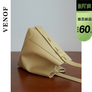 托特包2026流行新款 百搭休闲大容量斜挎单肩真牛皮水桶包通勤女式