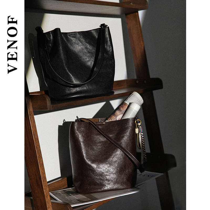 大容量水桶包维洛芬头层牛皮