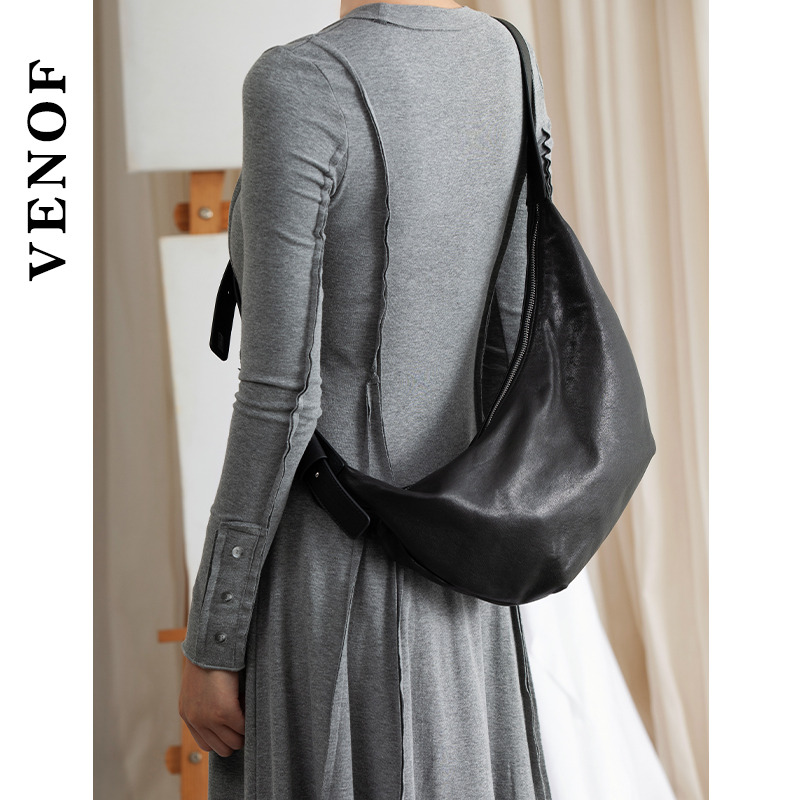 维洛芬牛角饺子包小众设计月亮包