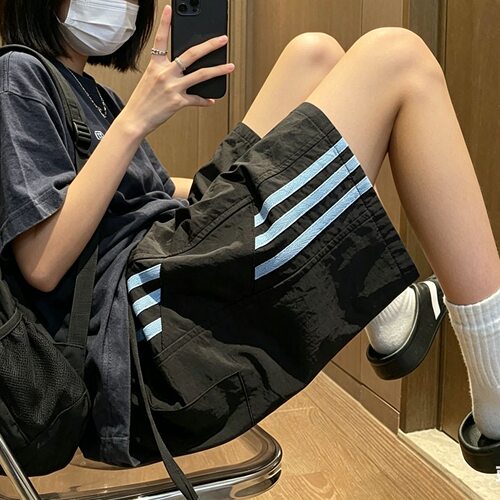 冰丝五分裤子女款夏季薄款宽松直筒休闲中裤潮流百搭条纹运动短裤