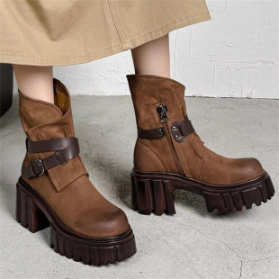 2026秋冬新款 靴B130 隐形内增高12厘米真皮圆头防水台檫色短筒时装