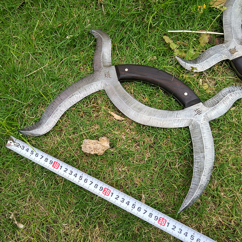 十八般兵器子午鸳鸯钺御剑八卦钺