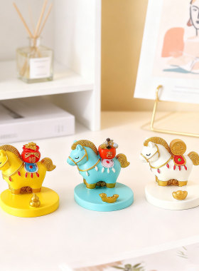 国潮小马手机支架桌面萌宠手办生肖马年吉祥物办公室工位解压礼物