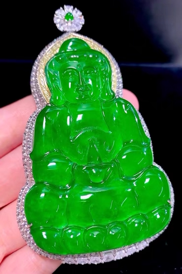 危地马拉天然翡翠｜玻璃种满绿阳绿帝王绿观音925银镶吊坠