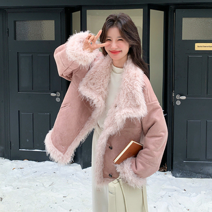 粉色甜美羊羔毛短款外套女2025冬季新款流行显瘦减龄皮毛一体棉服
