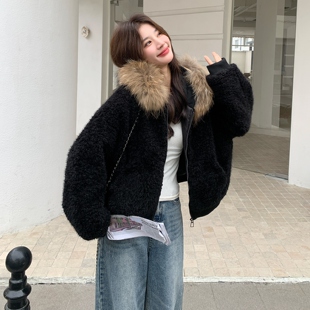 黑色羊羔毛羽绒服女2025冬季新款韩版宽松加厚保暖大毛领连帽外套