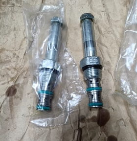 原装正品 派克电磁阀 DSL103C