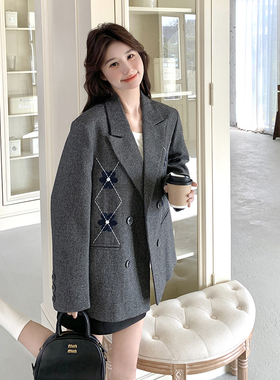 新款首发   新款刺绣双排扣西装外套2C115-2256-P145-K218