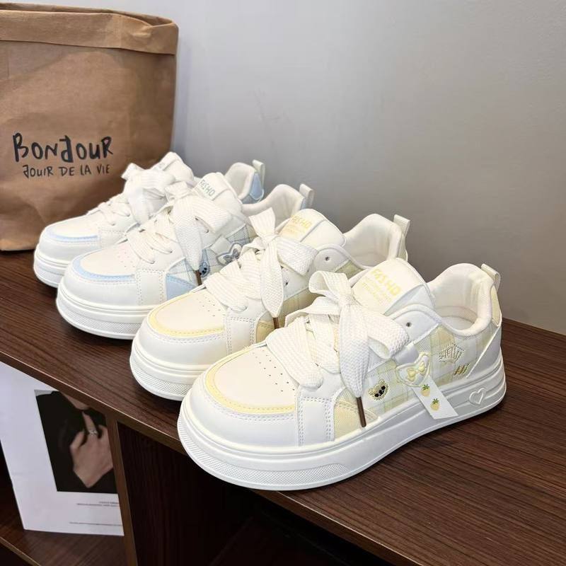 2026新款春秋休闲板鞋系带刺绣可爱防滑韩版百搭ins时尚女鞋,运动鞋new,运动休闲鞋,淘宝优惠券,粉丝福利购,淘宝优惠卷