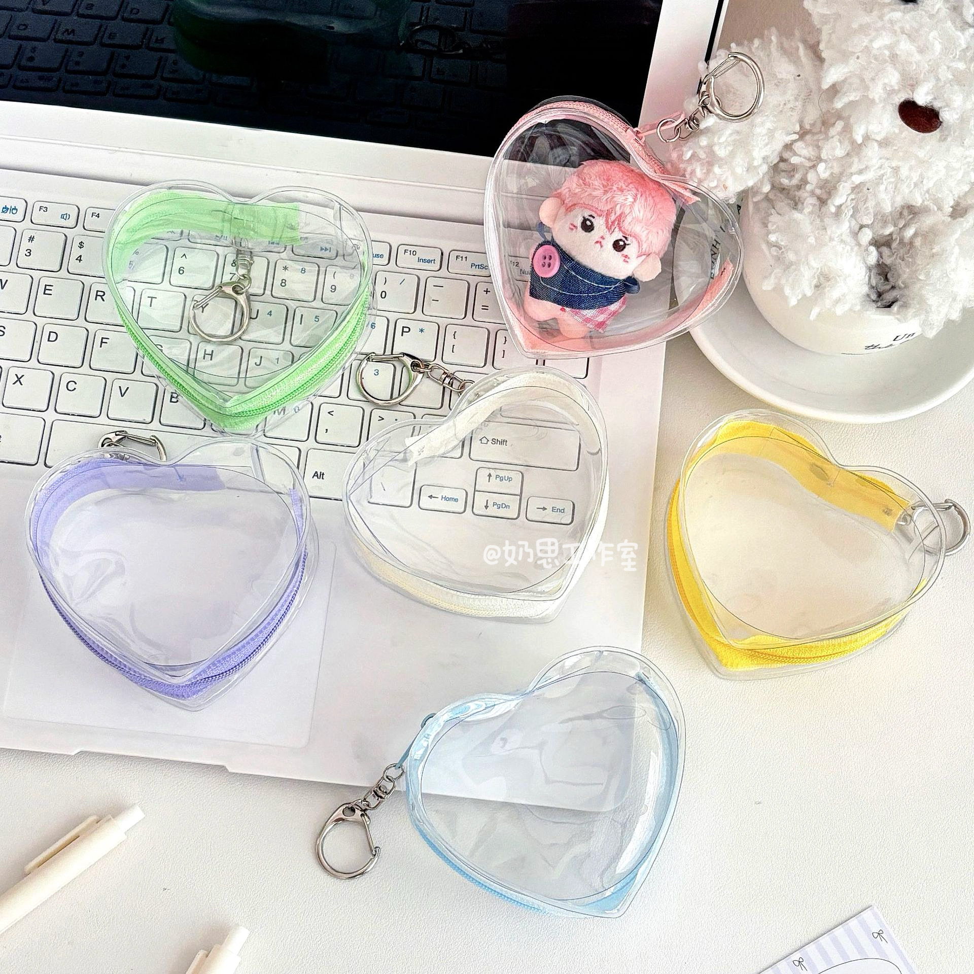 透明心形迷你娃包小号6cm娃娃玩偶展示收纳吧唧保护套遛娃包挂件