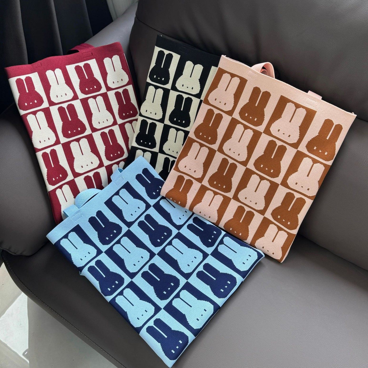 2026新年单肩包大容量托特包伴手礼物新款可爱卡通针织包百搭背包,箱包皮具/热销女包/男包,通用款女包,淘宝优惠券,粉丝福利购,淘宝优惠卷