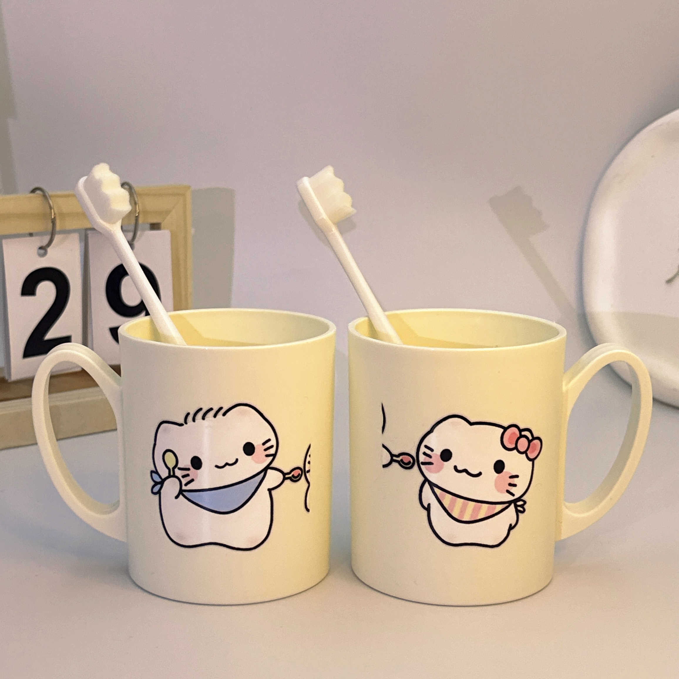 原创卡通可爱ins简约漱口杯家用高颜值情侣学生宿舍儿童刷牙杯子