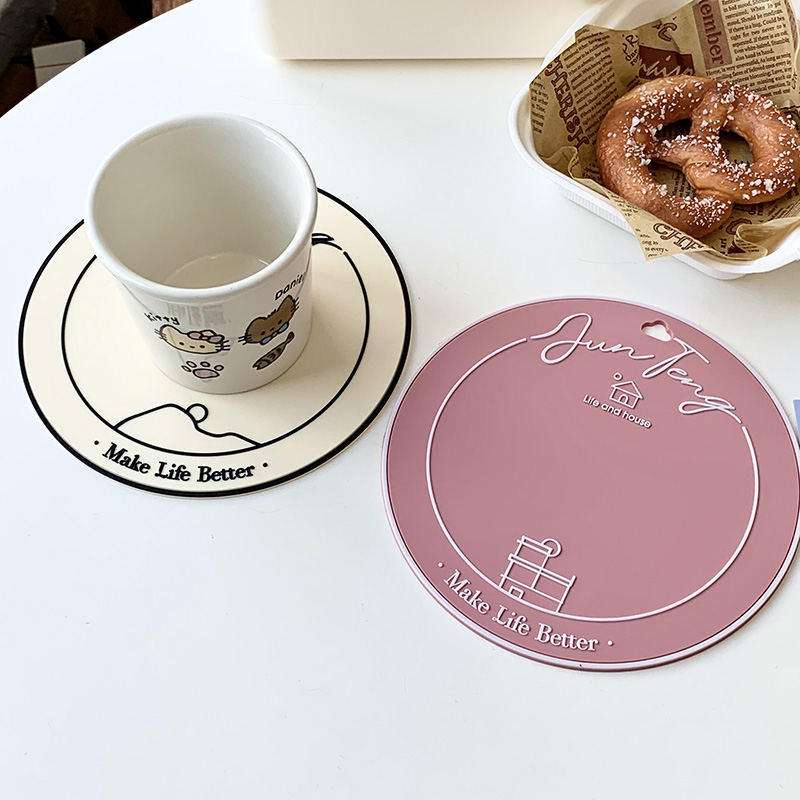 2025新款简约风隔热垫防烫餐垫家用餐桌高温防滑垫子碗垫咖啡杯垫