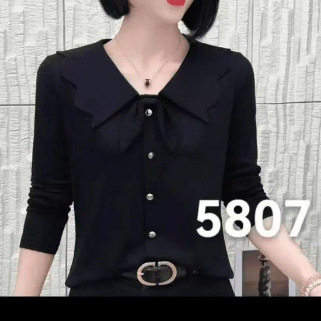 2025秋季新款时尚百搭娃娃领长袖打底衫减龄显瘦t恤女士