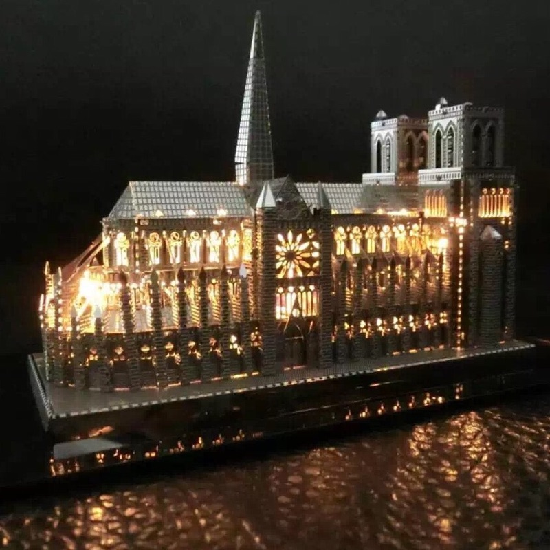 3DÁ¢Ìå½ðÊôƴͼ°ÍÀèʥĸԺģÐͳÉÈË´´ÒâdiyÊÖ¹¤Æ´×°Ä£ÐÍÍæ¾ßÀñÎï