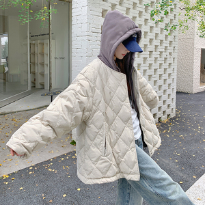 超好看短款菱格轻薄款羽绒服女冬2025年新款流行独特漂亮小众外套图片
