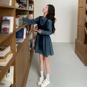 蓝色复古假两件牛仔连衣裙女2025年春季新款韩版小个子气质衬衫裙图片