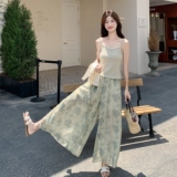绿色独特绝美套装女夏季2025新款森系度假风叠穿垂感阔腿裤三件套，女装套装/套裙，2C196