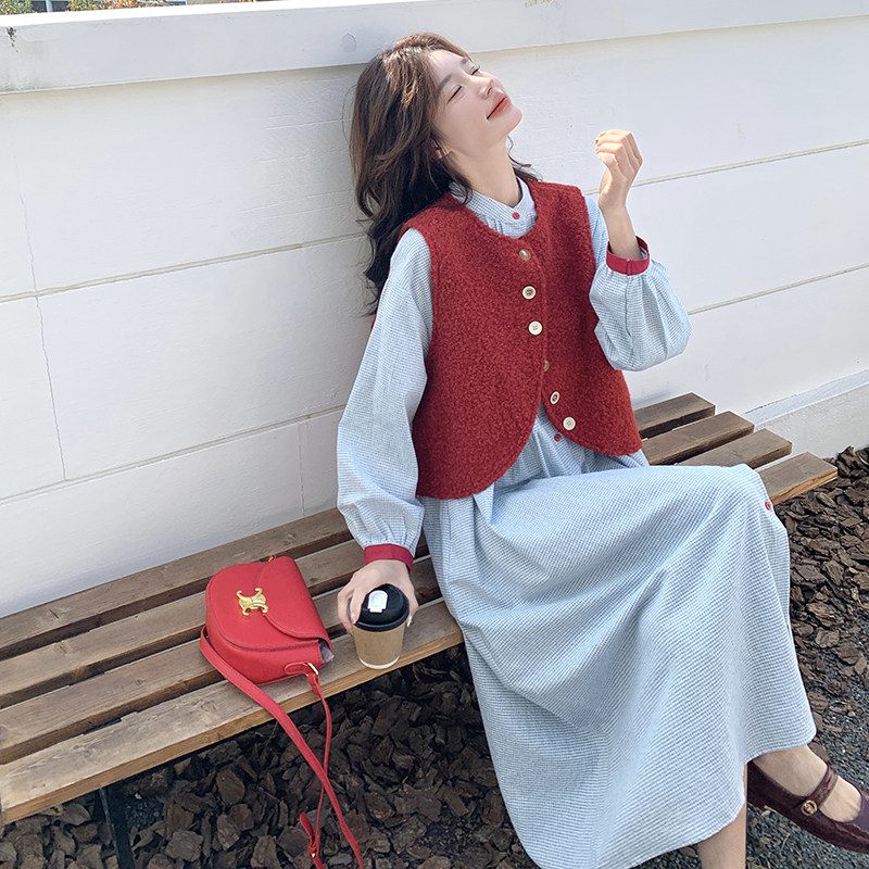 红色小香风马甲配衬衫连衣裙套装女开春2025新款千金感长裙两件套图片
