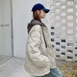 超好看短款菱格轻薄款羽绒服女冬2025年新款流行独特漂亮小众外套图片