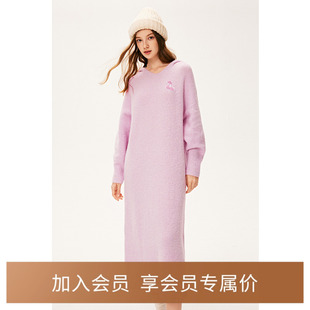 诗凡黎连帽羊毛樱桃针织连衣裙2024秋款多巴胺粉色奶系长裙女