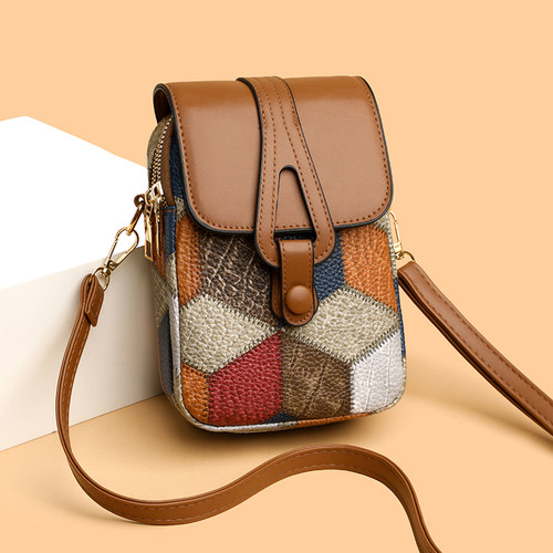 包包女2025秋冬新款小众潮复古时尚百搭迷你单肩斜挎女士手机包