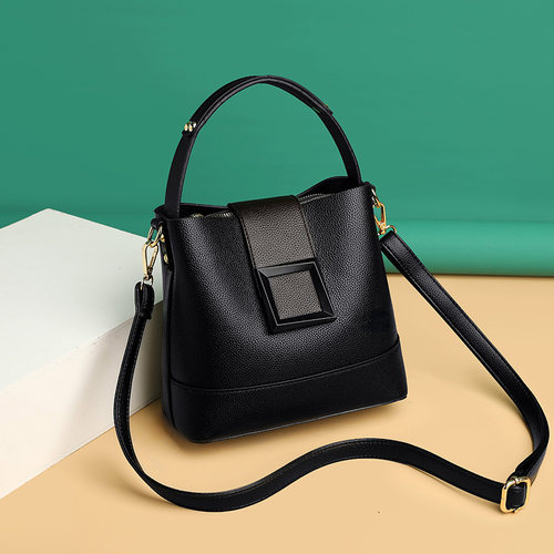 小众设计单肩斜挎手提水桶包