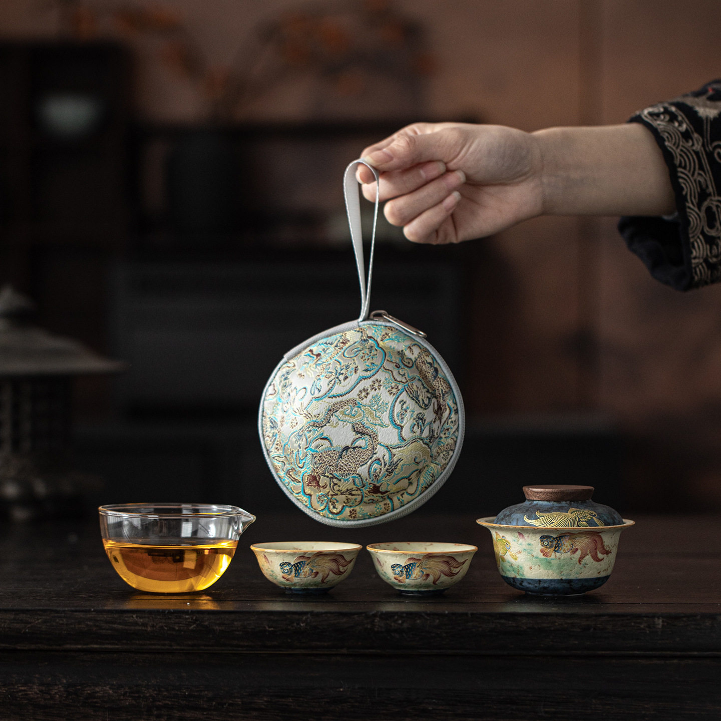 青花火石红金玉满堂快客杯
