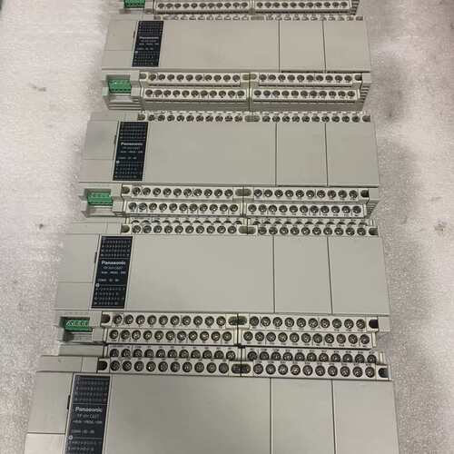 松下PLC，型号AFPXHC60T-F，原装拆机，成色漂亮，--议价商品