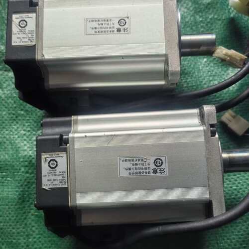 松下Panasonic伺服电机，型号MHMD082G1U，成--议价商品