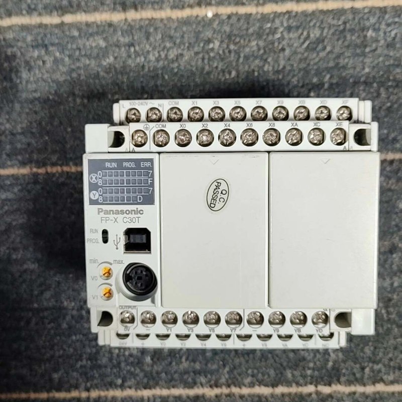 松下Panasonic PLC控制器 FP-X C30T，型--议价商品图片