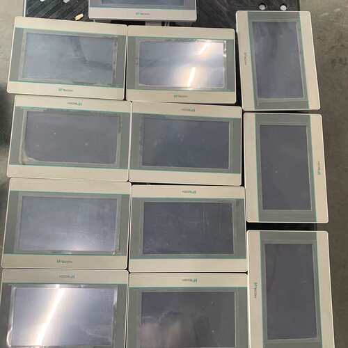 维控触摸屏PI3070i，成色如图，带原装膜，配卡扣端子，功--议价