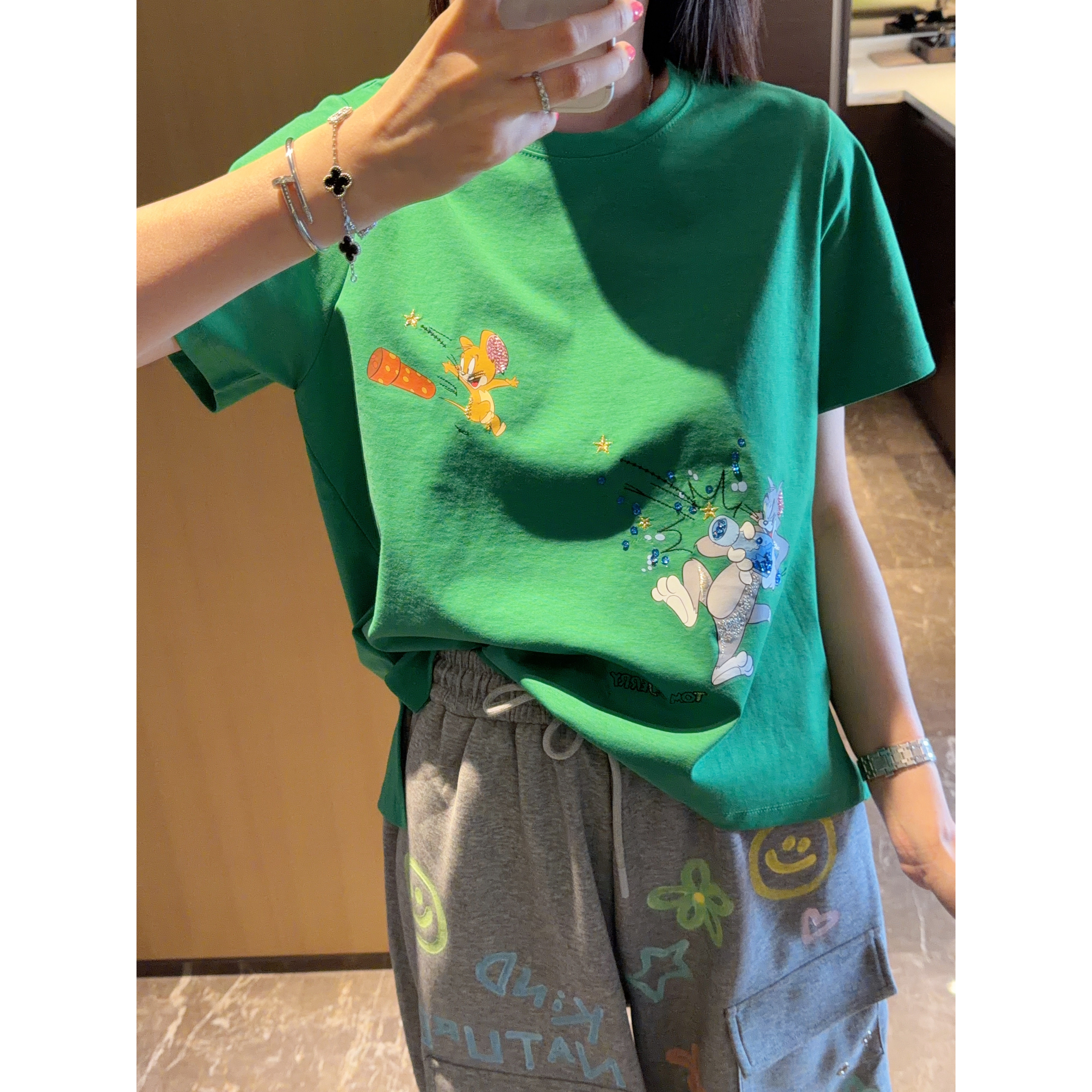 【张静芝】韩系显白草绿动漫卡通POLO衫