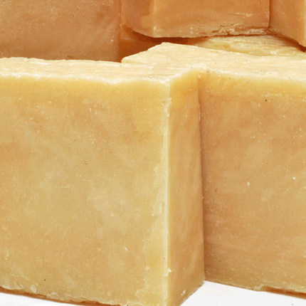 肥皂剧杏仁油手工精油皂洁面洗脸皂天然植物冷制皂保湿补水