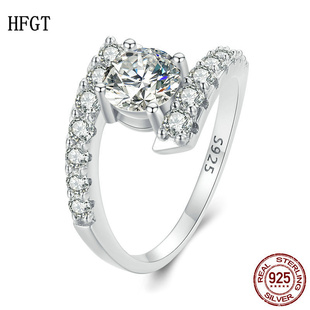 新款精致闪耀一克拉莫桑钻戒指 跨境潮流优雅s925纯银婚戒配饰女