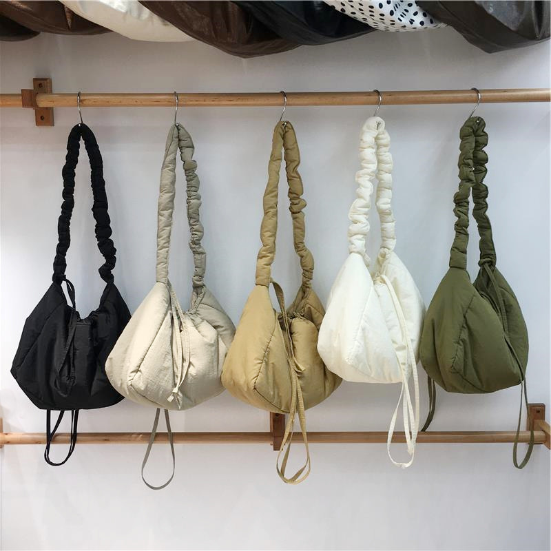 小脏柜 韩版小众抽绳褶皱云朵包休闲百搭大容量单肩斜挎尼龙布包,箱包皮具/热销女包/男包,通用款女包,淘宝优惠券,粉丝福利购,淘宝优惠卷