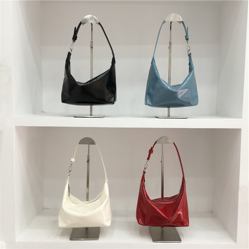 小脏柜 小众极简软皮漆皮亮面百搭手提hobo包2025新款单肩腋下包