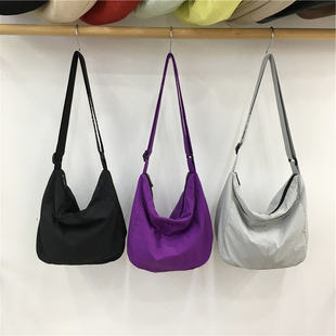 小脏柜 小众潮牌休闲学生大容量尼龙帆布包运动风单肩斜挎托特包