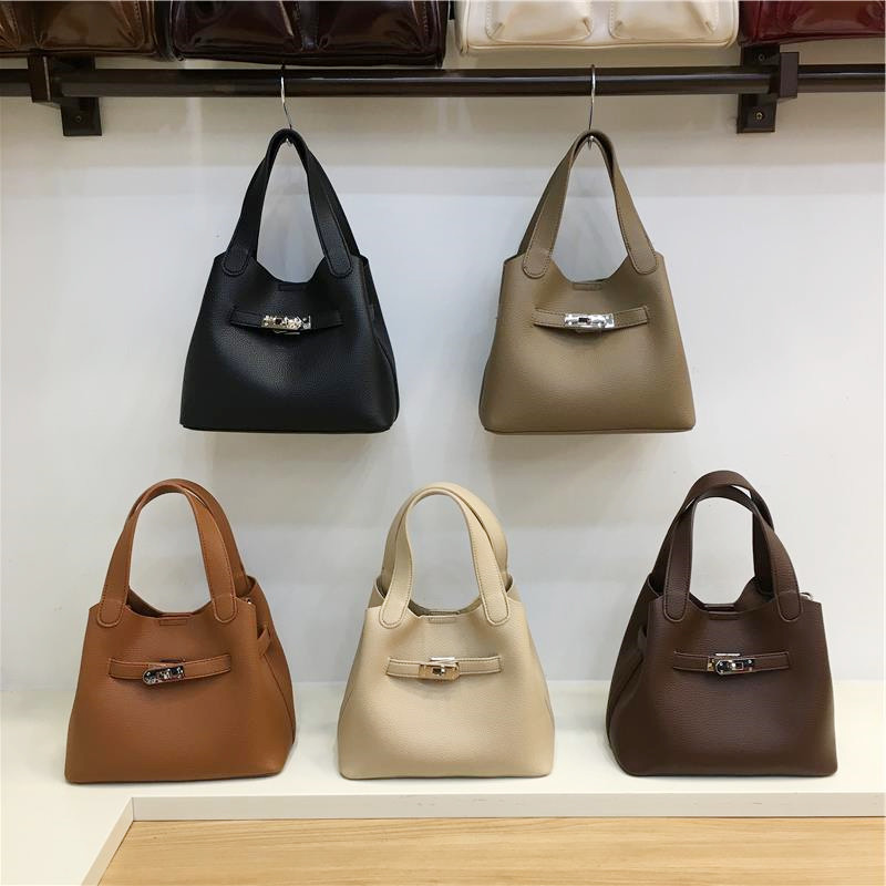 小脏柜 韩国小众软皮秋冬复古手提水桶包百搭高级感斜挎小托特包,箱包皮具/热销女包/男包,通用款女包,淘宝优惠券,粉丝福利购,淘宝优惠卷